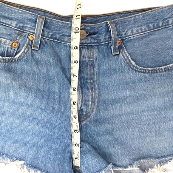 LEVI'S 501 Women's Shorts- Cut Off High Waisted Denim Shorts - Picture 12 of 15